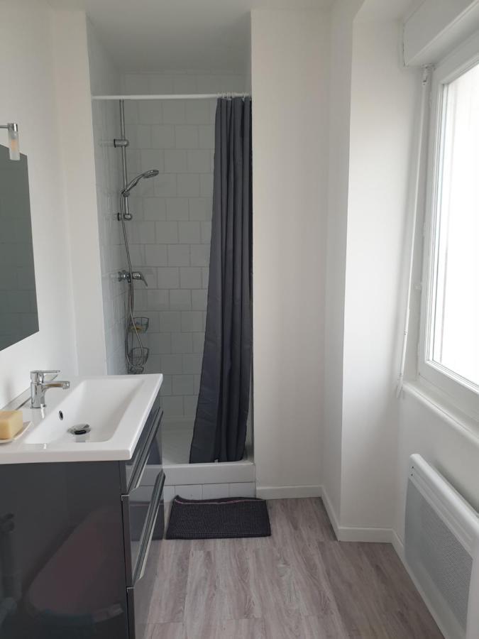 Appartement 4 Personnes Vue Mer A Santec Au Pied De La Plage Du Dossen Eksteriør billede