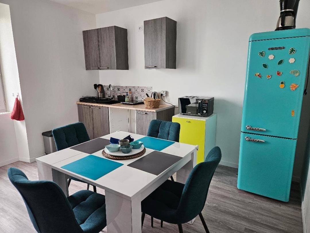 Appartement 4 Personnes Vue Mer A Santec Au Pied De La Plage Du Dossen Eksteriør billede